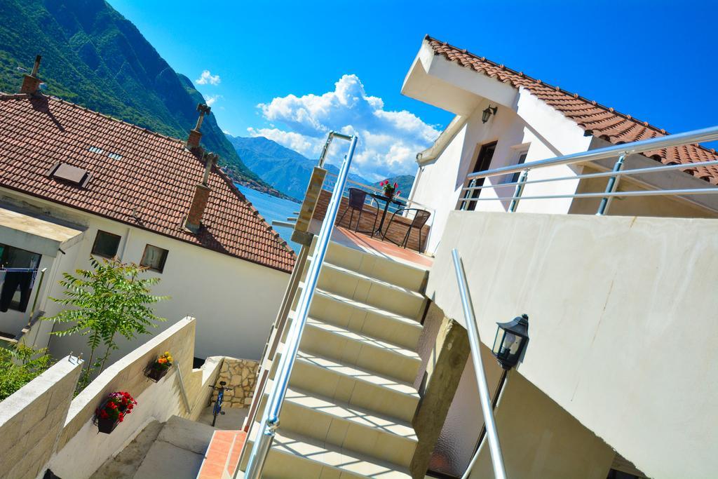 Apartment The Sea Coast Kotor Exterior photo